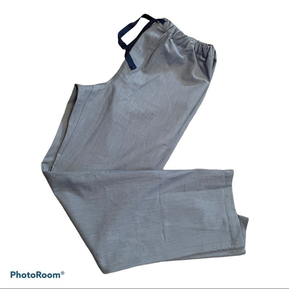 FIGS Pisco basic scrub pants - Picture 1 of 9
